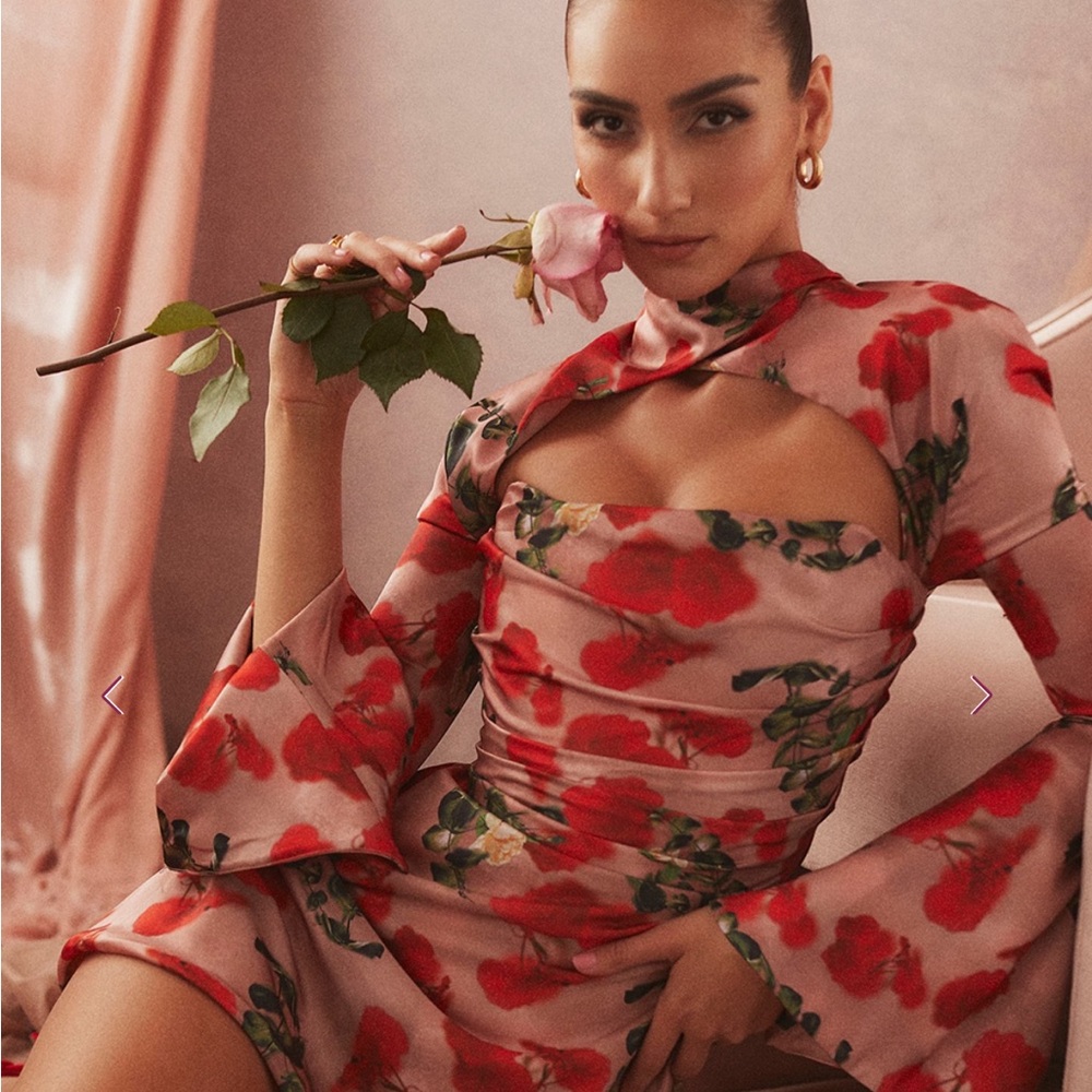 House of CB Toira Size L Pink Satin Dress with Red Floral Print - Picture 6 of 7